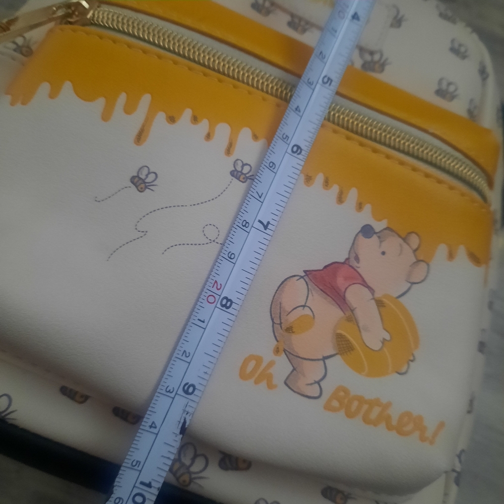 Loungefly Winnie-the-Pooh Backpack - Picture 9 of 9